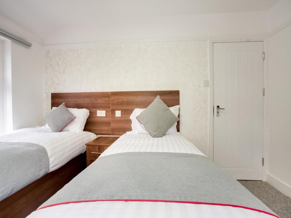 Oyo Brunel Hotel Uxbridge Ngoại thất bức ảnh