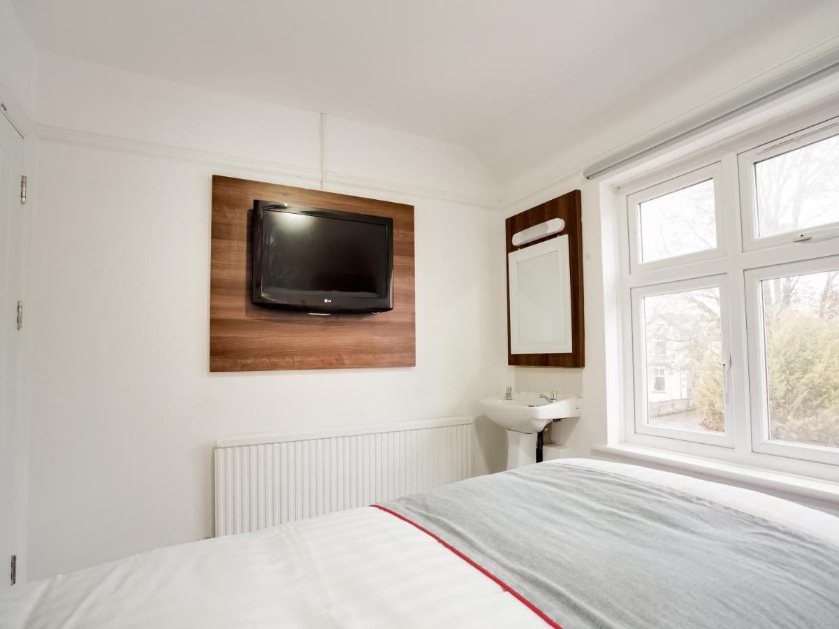 Oyo Brunel Hotel Uxbridge Ngoại thất bức ảnh